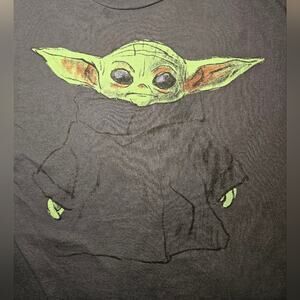 Small Groku Star Wars Gray T-Shirt, Small Stain, Used